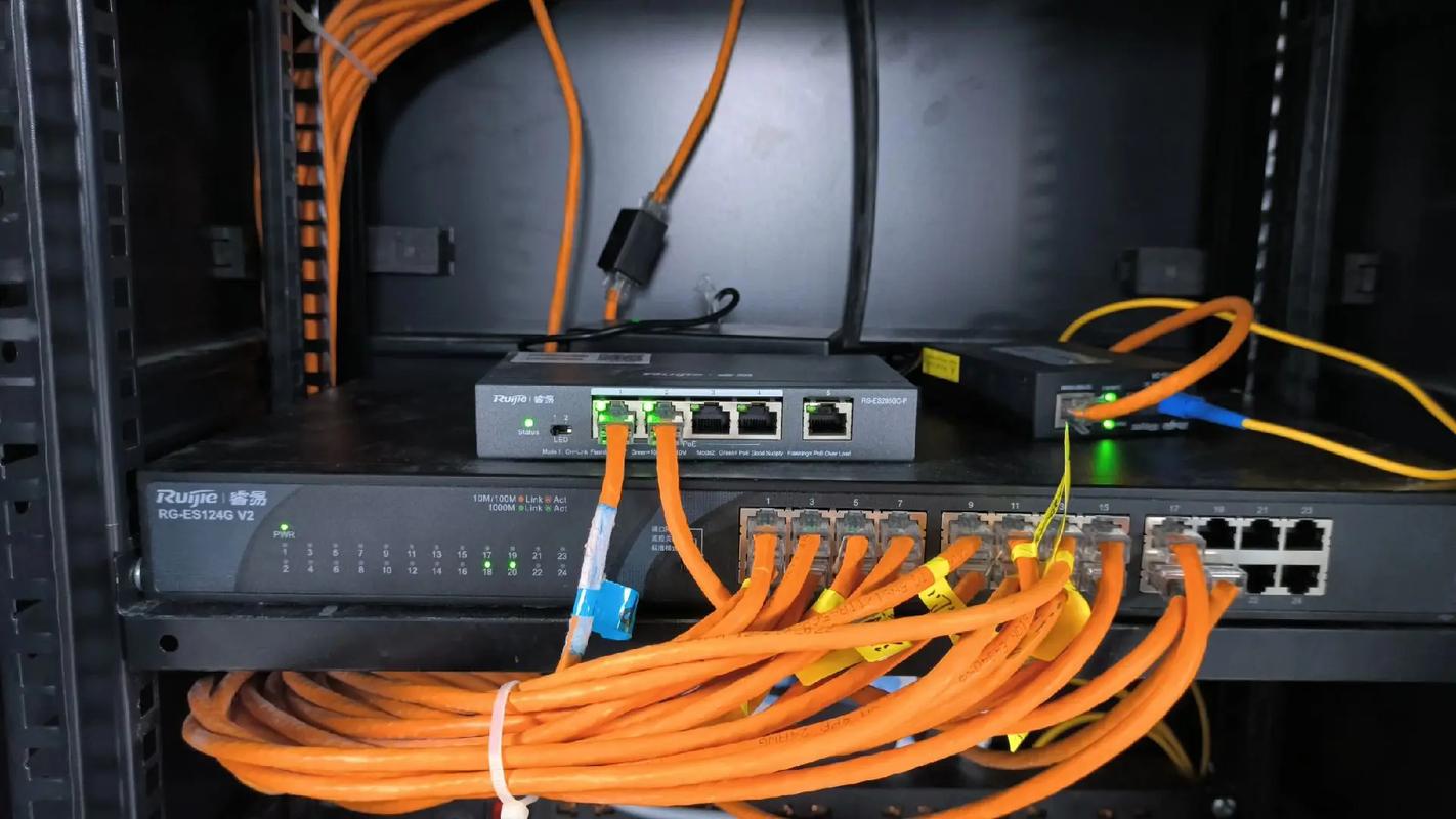 弱電工程安裝 網(wǎng)絡插座與安防監(jiān)控在重慶建筑工程職業(yè)學院的應用